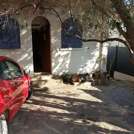 House Near Downtown And *